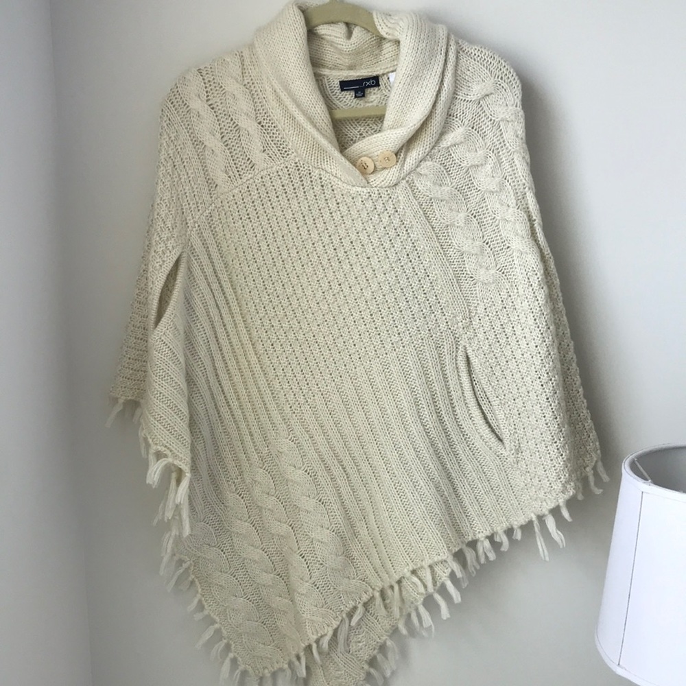 Cream poncho